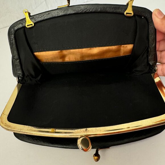 Liebermanns Lansing Michigan Black Leather Evening Clutch Dainty Gray Gold Chain - Picture 6 of 10